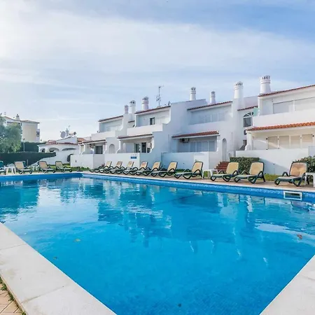 Oura Parque Turisticos 2* Αλμπουφέιρα