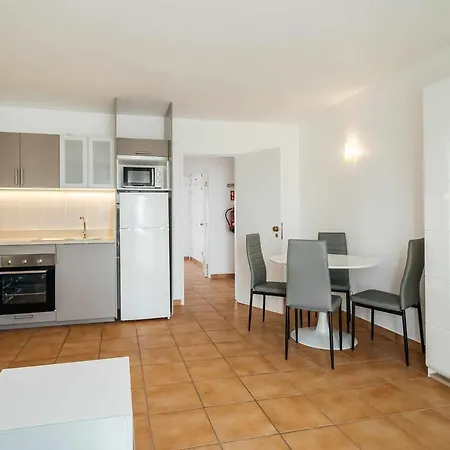 Oura Parque Turisticos 홀리데이파크 2*