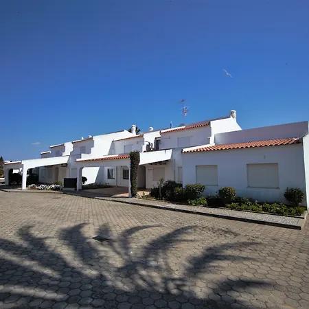 Oura Parque Turisticos 홀리데이파크 알부페이라