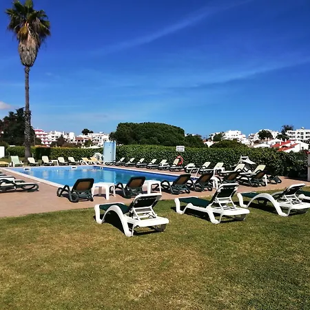 Oura Parque Turisticos 2* 알부페이라