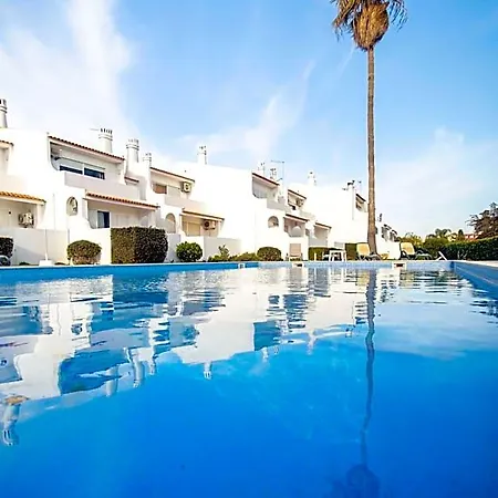 Oura Parque Turisticos 4* البوفيرا