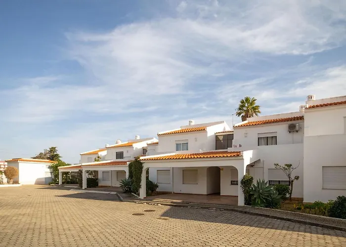 База відпочинку Oura Parque Turisticos 4*