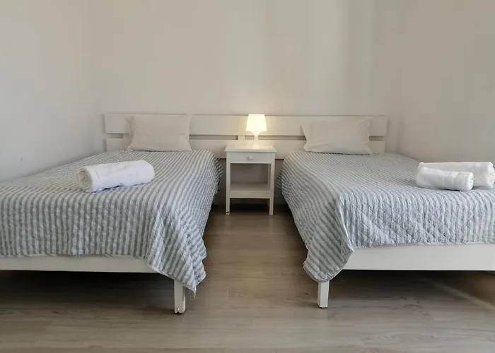 假日公园 Oura Parque Turisticos 4*