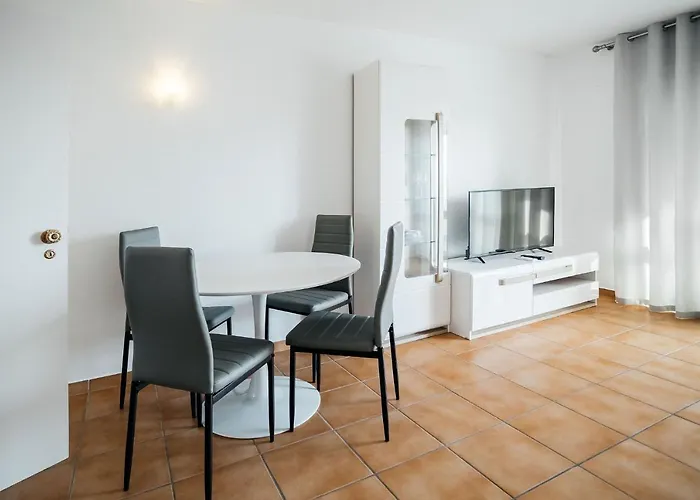 假日公园 Oura Parque Turisticos 4*