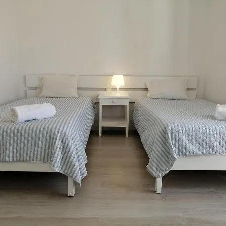 منتزه العطل Oura Parque Turisticos 2*