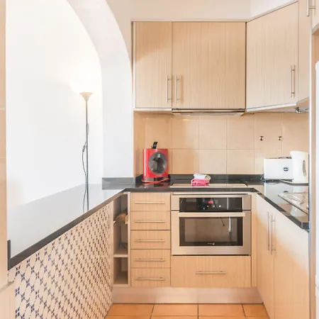 Oura Parque Turisticos 2* البوفيرا